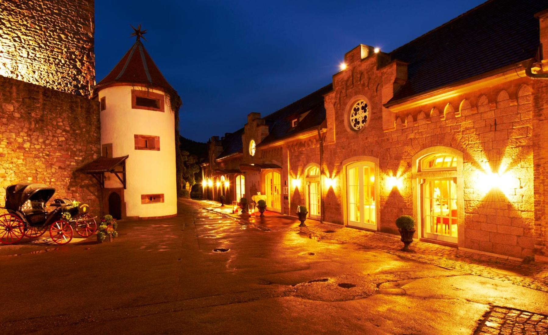 Schloss Eberstein Гернсбах Экстерьер фото